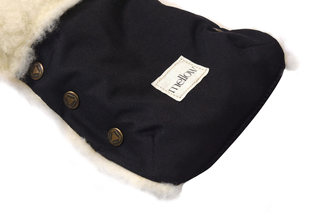 Wodoodporne naturalne mufki do wózka z owczej skóry – Czarno-białe